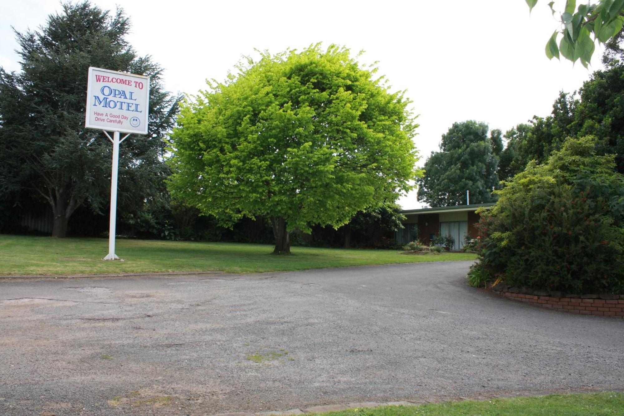 Opal Motel Leongatha Dış mekan fotoğraf